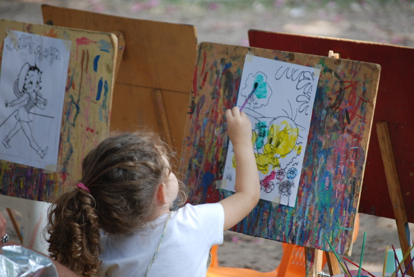 Le coloriage est une activité de loisirs pour votre enfant !